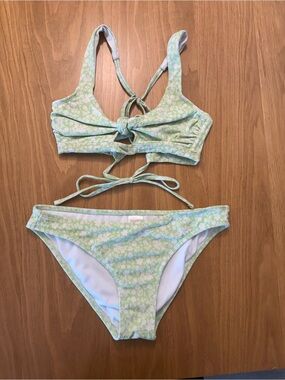 Xhilaration Green and White Ribbed Bikini Bottom